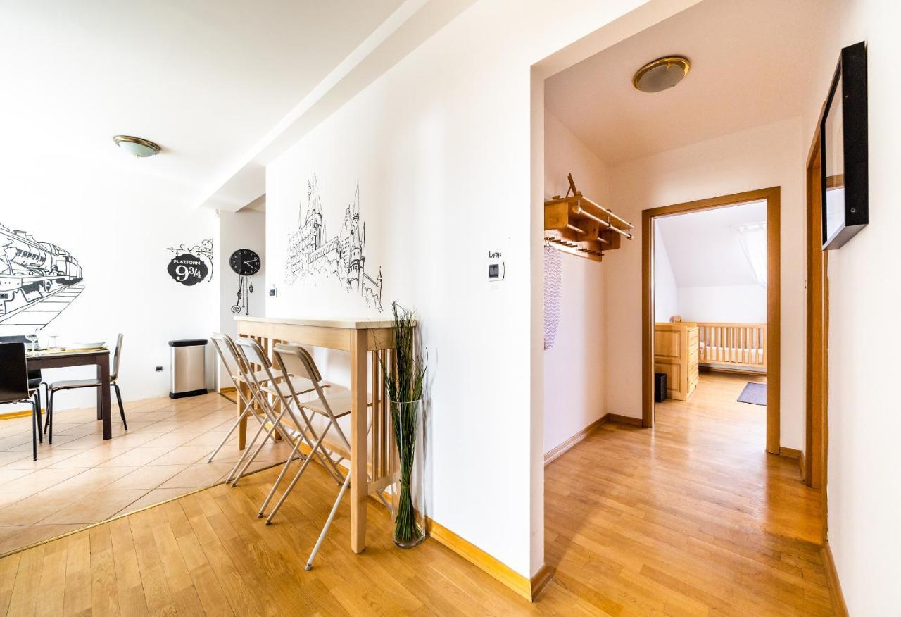 4br 3bath Balcony Harry Potter Penthouse Praga